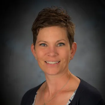 Robin Kinn WEAC Region 3 Field Services Staff Assistant